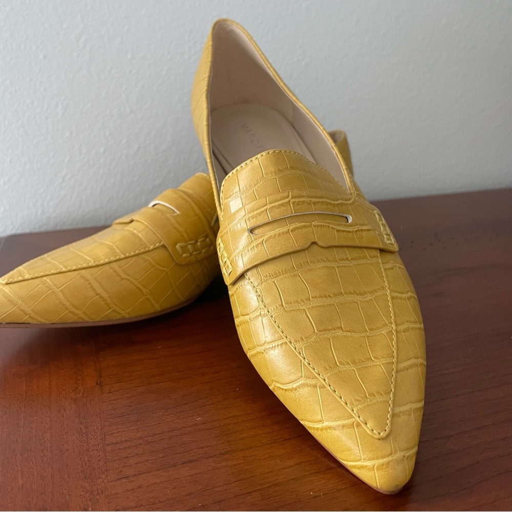Marc Fisher Feud Pointed Toe Loafers Croc-Embossed Mustard Yellow Size 7